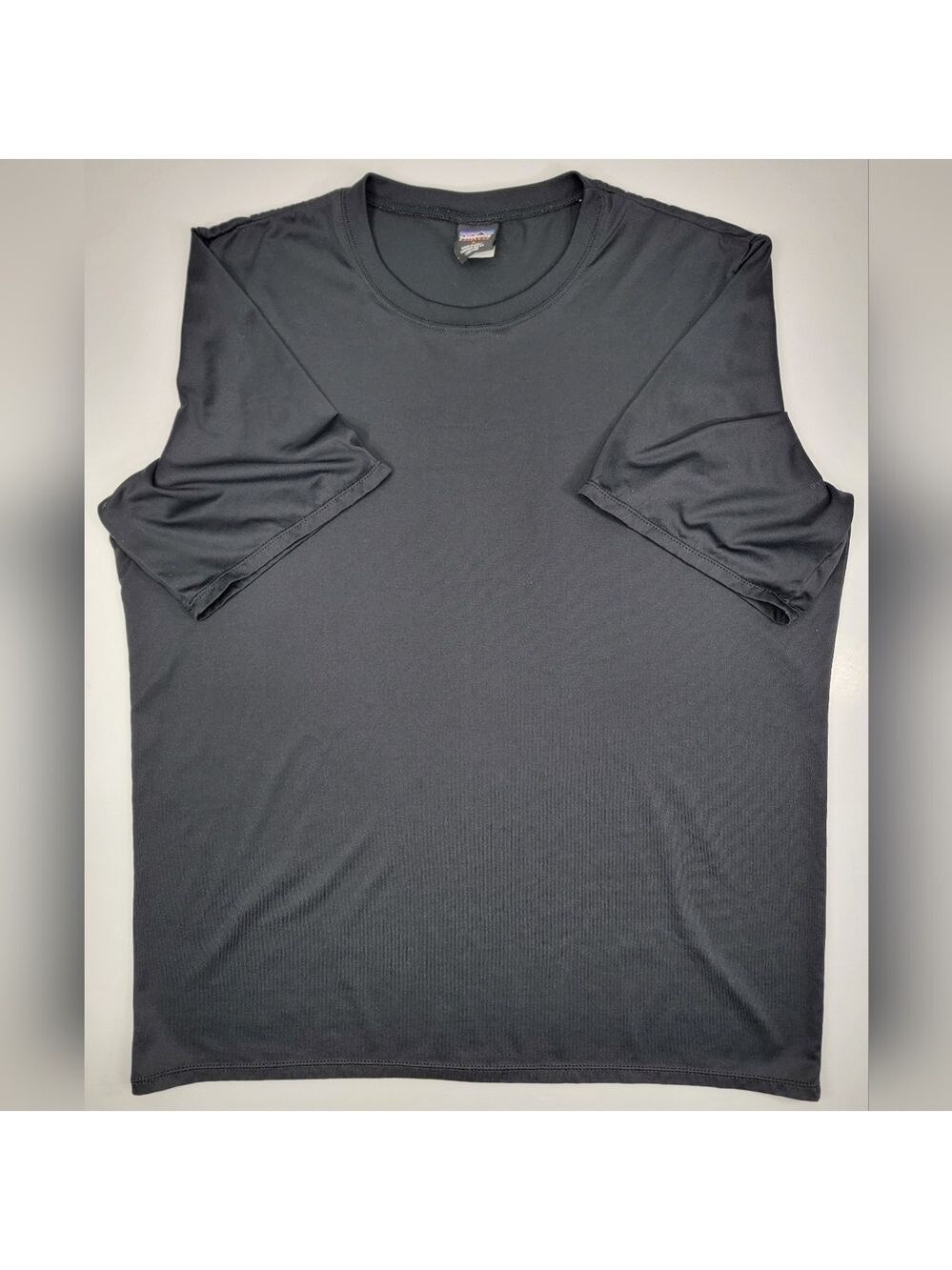 Patagonia Mens Large Shirt Black Short Sleeve Capilene Vintage Made in USA